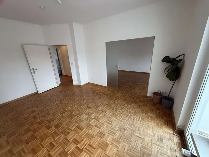 3-Zi-Altbau in Lichterfelde mit Balkon — photo 1